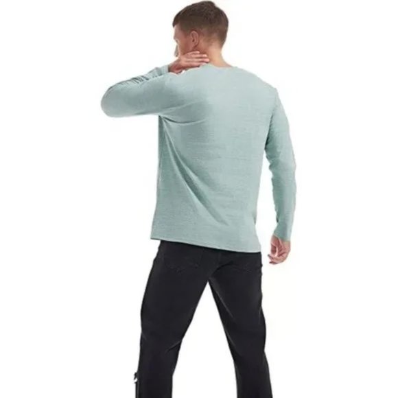 New Casual Stylish Fitted Elasticity Tees for Men - Picture 4 of 5